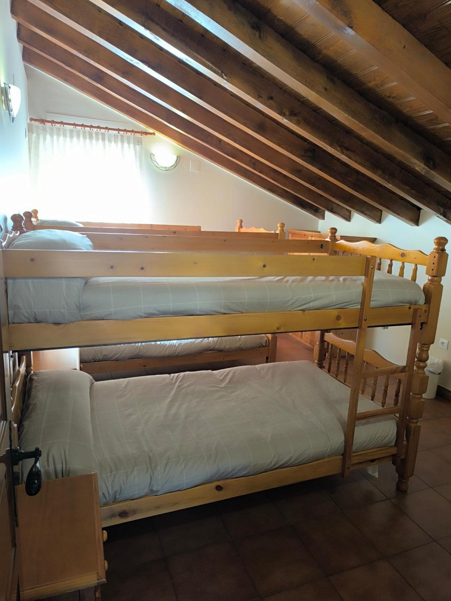 Albergue Turistico Briz Espinama Eksteriør billede