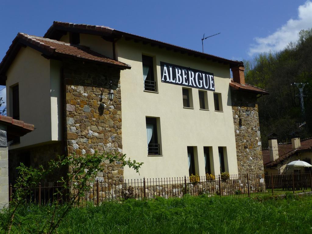 Albergue Turistico Briz Espinama Eksteriør billede